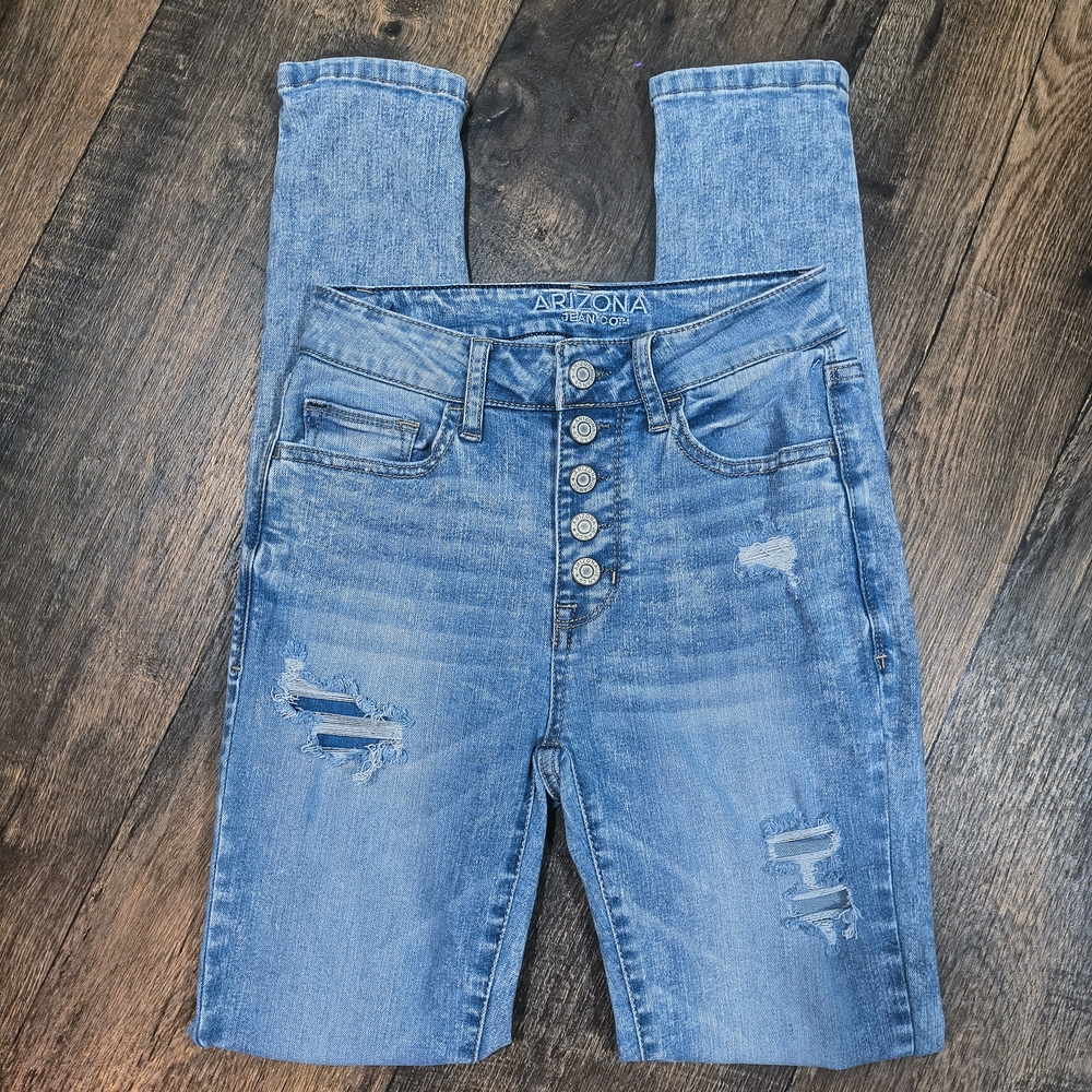 Arizona Jean Company Women's High Rise Light Blue Jeans